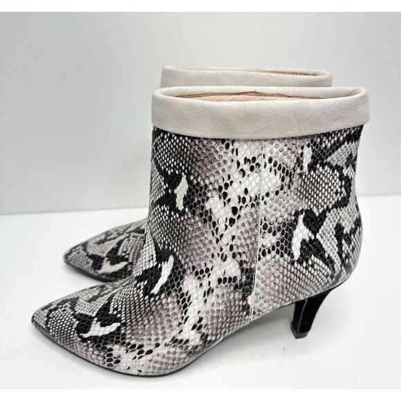 42 GOLD‎ Boots Womens Size 6 Ojai Leather Snake Print Cuff Pull On Ankle Bootie - Picture 1 of 12